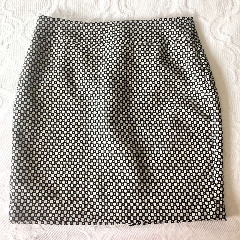 ANN TAYLOR Black/white Pencil Skirt